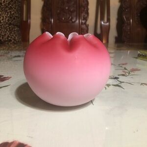 Vtg Fenton Pink Faded Satin Ruffled White Edge Glass Victorian Rose Bowl Vase